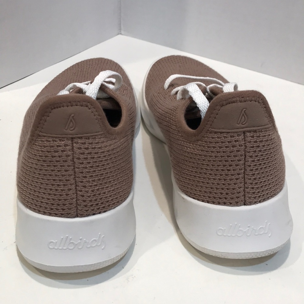 Allbirds Women’s Tree Runner Sneakers - Like New! - Picture 3 of 6